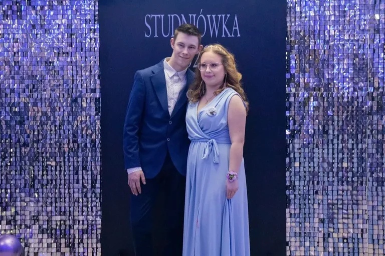 Maturzyści z ZSCKR w Starym Lubiejewie świętowali swój bal w "Euforii" (zdjęcia, wideo)