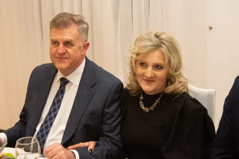 Studniówka Liceum Ogólnokształcącego im. Mikołaja Kopernika w Ostrowi Mazowieckiej! (zdjęcia, wideo)