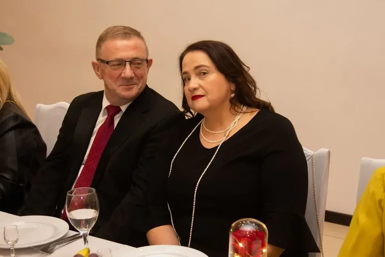 Studniówka Liceum Ogólnokształcącego im. Mikołaja Kopernika w Ostrowi Mazowieckiej! (zdjęcia, wideo)