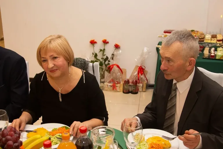 Studniówka Liceum Ogólnokształcącego im. Mikołaja Kopernika w Ostrowi Mazowieckiej! (zdjęcia, wideo)
