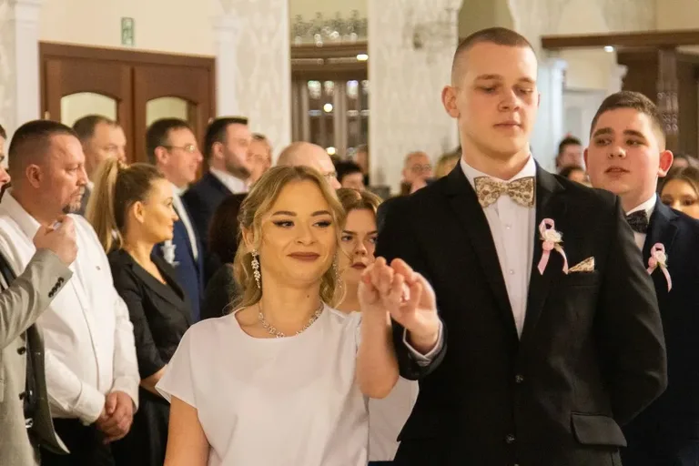 Studniówka maturzystów z Zespołu Szkół im. Stanisława Staszica w Małkini Górnej! (zdjęcia, wideo)