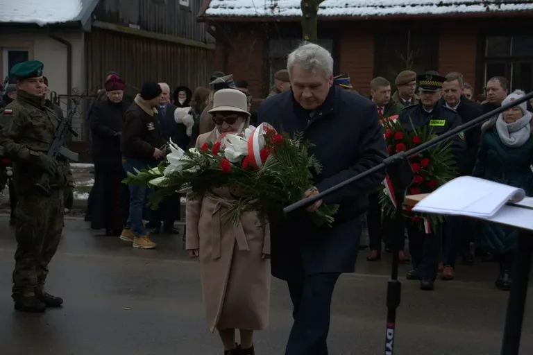 Obchody 160. rocznicy wybuchu Powstania Styczniowego w Ostrowi Mazowieckiej (zdjęcia)