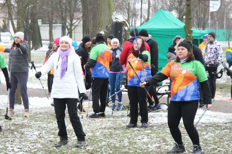 Finał WOŚP na sportowo! Ostrów Biega i Morstrowiaki przyłączyły się do pomocy aktywnie (zdjęcia)