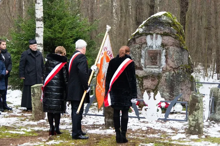 Uroczystość w Broku związana z obchodami 160. rocznicy wybuchu powstania styczniowego (zdjęcia)