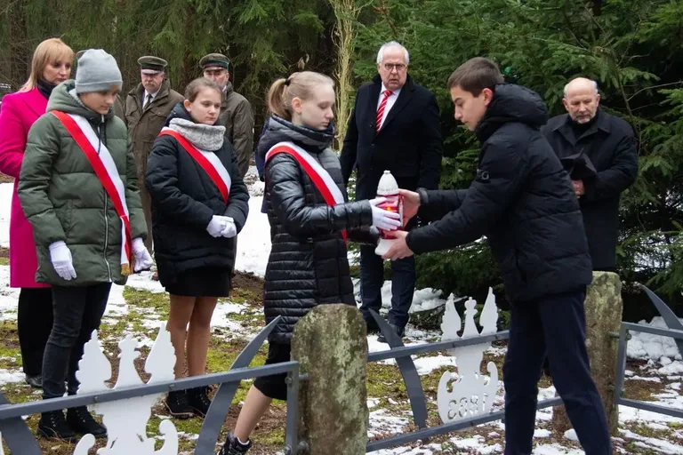 Uroczystość w Broku związana z obchodami 160. rocznicy wybuchu powstania styczniowego (zdjęcia)