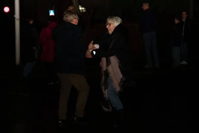 Mieszkańcy wspólnie rozpoczęli nowy rok przed ratuszem miejskim! (zdjęcia)
