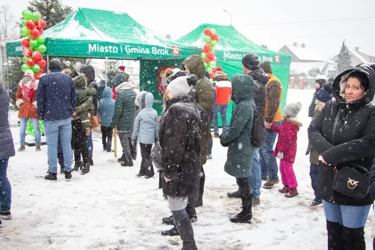 Święty Mikołaj odwiedził mieszkańców Broku! (zdjęcia, wideo)