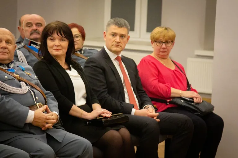 Obchody Dnia Podchorążego i 155. rocznica urodzin marszałka Józefa Piłsudskiego w Komorowie (zdjęcia)