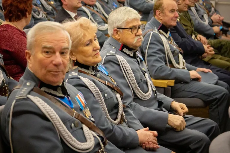 Obchody Dnia Podchorążego i 155. rocznica urodzin marszałka Józefa Piłsudskiego w Komorowie (zdjęcia)
