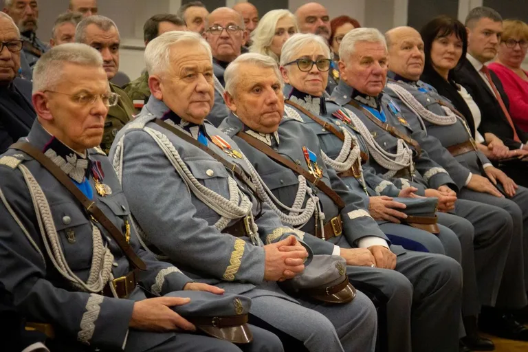 Obchody Dnia Podchorążego i 155. rocznica urodzin marszałka Józefa Piłsudskiego w Komorowie (zdjęcia)