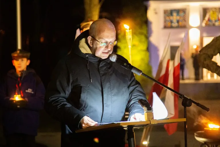 Obchody Dnia Podchorążego i 155. rocznica urodzin marszałka Józefa Piłsudskiego w Komorowie (zdjęcia)