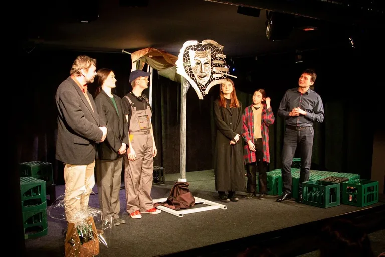 Uroczyste odsłonięcie rzeźby w Teatrze Scena Kotłownia! (zdjęcia)
