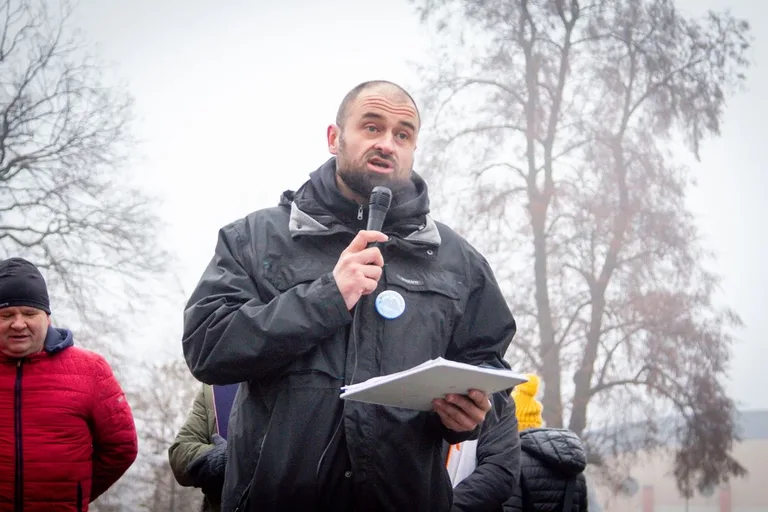 Morsy rozpoczęły sezon w stawie miejskim w Ostrowi Mazowieckiej! (zdjęcia) 