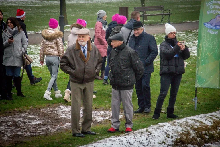 Morsy rozpoczęły sezon w stawie miejskim w Ostrowi Mazowieckiej! (zdjęcia)