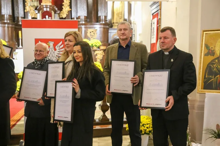 Liceum Ogólnokształcące im. Mikołaja Kopernika otrzymało fundusze w ramach programu "Mazowsze dla zabytków"