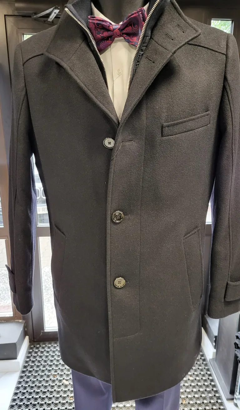 Sklep Elegant zaprasza wszystkich Panów po elegancką odzież oraz obuwie (zdjęcia)