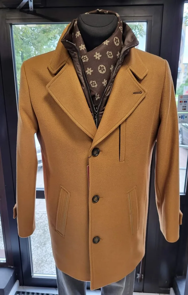 Sklep Elegant zaprasza wszystkich Panów po elegancką odzież oraz obuwie (zdjęcia)