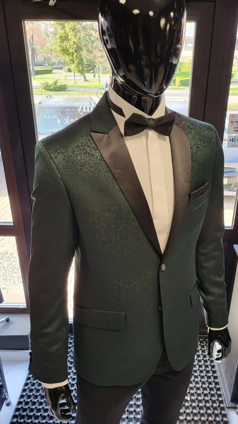 Sklep Elegant zaprasza wszystkich Panów po elegancką odzież oraz obuwie (zdjęcia)