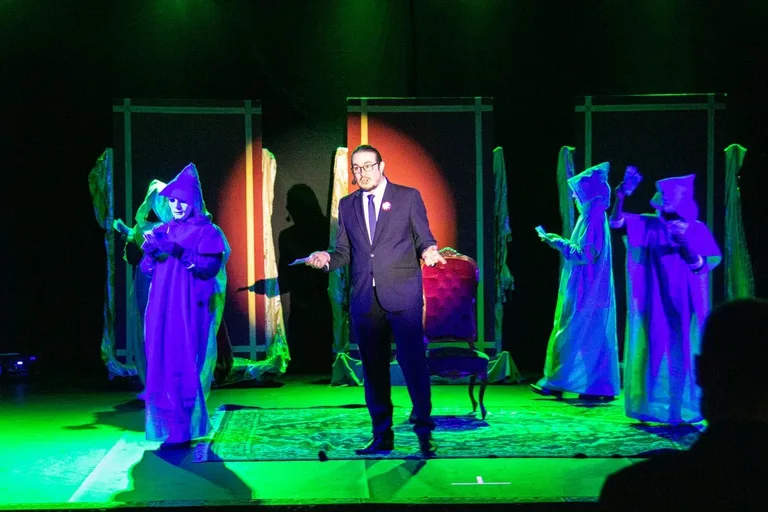 Spektakl teatralny pt. "Do hymnu powstań" odbył się w Ostrowi Mazowieckiej w Narodowy Dzień Niepodległości (zdjęcia)