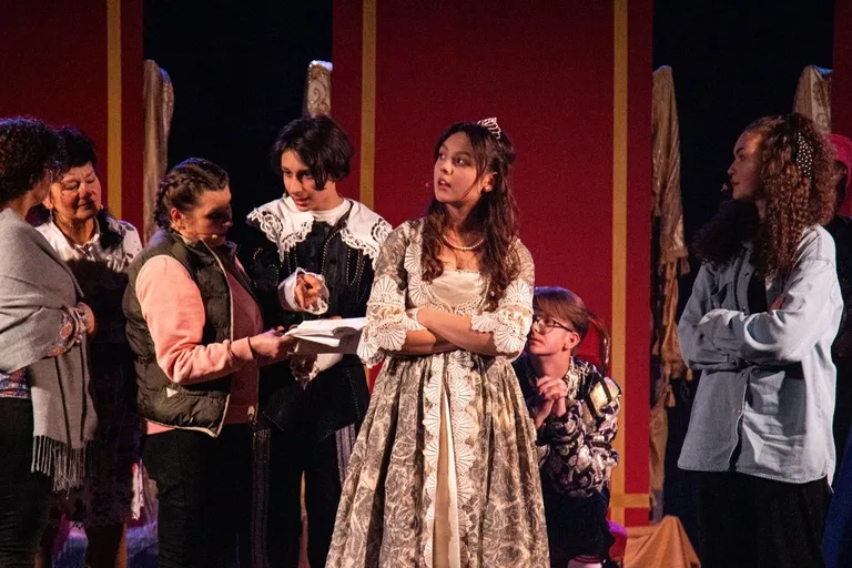 Spektakl teatralny pt. "Do hymnu powstań" odbył się w Ostrowi Mazowieckiej w Narodowy Dzień Niepodległości (zdjęcia)