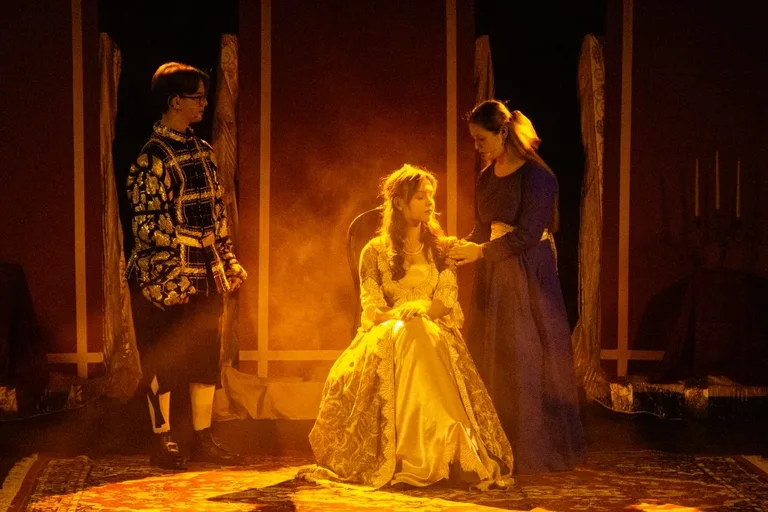 Spektakl teatralny pt. "Do hymnu powstań" odbył się w Ostrowi Mazowieckiej w Narodowy Dzień Niepodległości (zdjęcia)