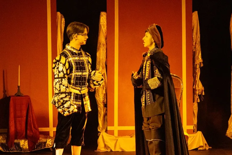 Spektakl teatralny pt. "Do hymnu powstań" odbył się w Ostrowi Mazowieckiej w Narodowy Dzień Niepodległości (zdjęcia)