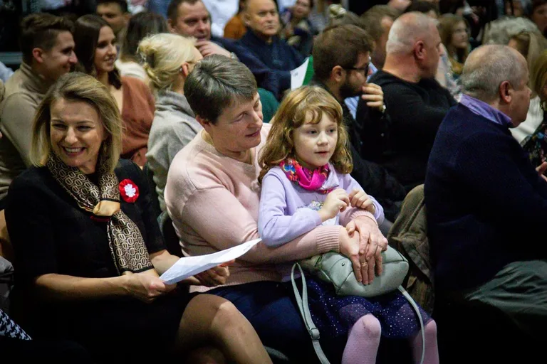 Spektakl teatralny pt. "Do hymnu powstań" odbył się w Ostrowi Mazowieckiej w Narodowy Dzień Niepodległości (zdjęcia)