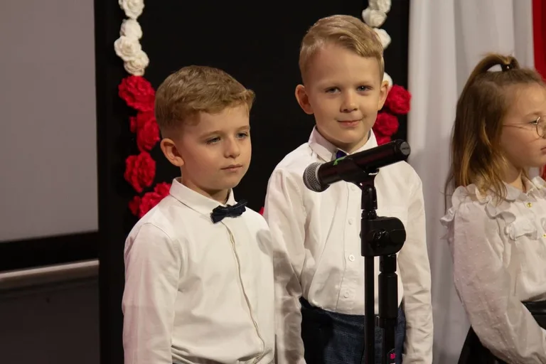 Spektakl teatralny pt. "Do hymnu powstań" odbył się w Ostrowi Mazowieckiej w Narodowy Dzień Niepodległości (zdjęcia, wideo) (nie publikować)