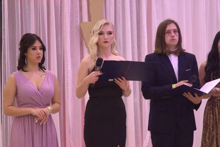 Studniówka maturzystów z "Rubinka" (zdjęcia, wideo)