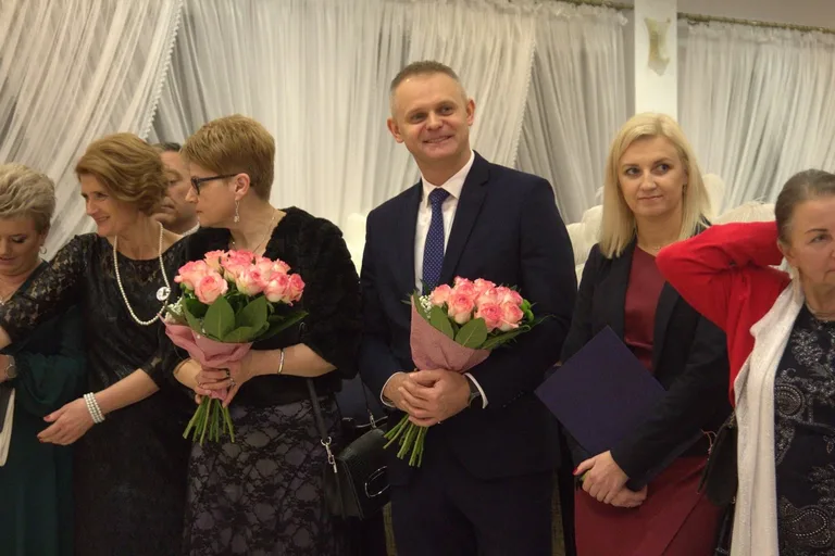 Studniówka maturzystów z "Rubinka" (zdjęcia, wideo)