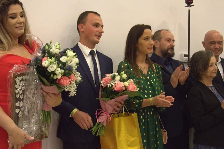 Studniówka maturzystów z "Rubinka" (zdjęcia, wideo)