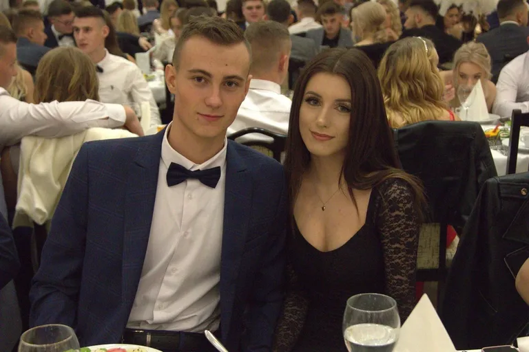 Studniówka maturzystów z "Rubinka" (zdjęcia, wideo)