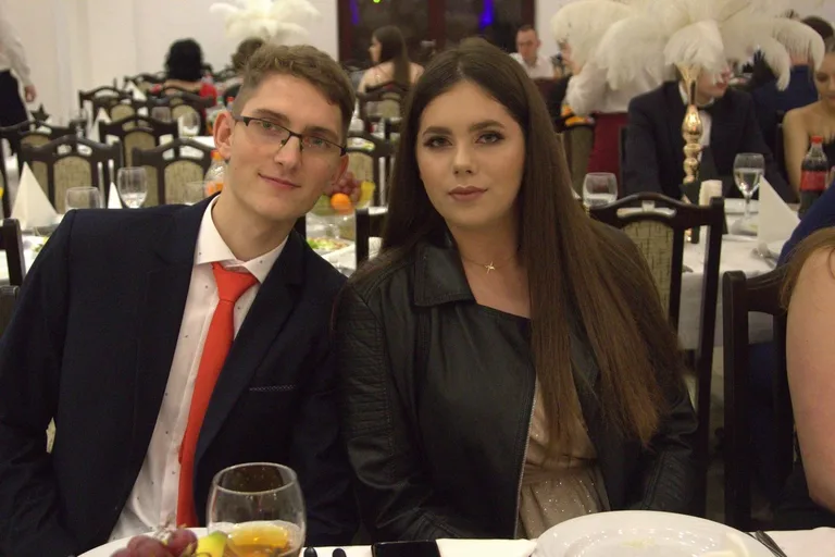 Studniówka maturzystów z "Rubinka" (zdjęcia, wideo)