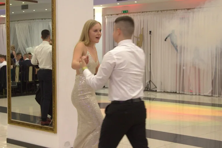 Studniówka maturzystów z "Rubinka" (zdjęcia, wideo)