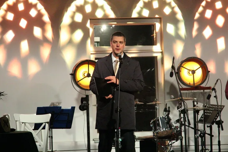 Wernisaż wystawy pt. "O Marii i Witoldzie Pileckich" w Ostrowi Mazowieckiej! (zdjęcia, wideo)