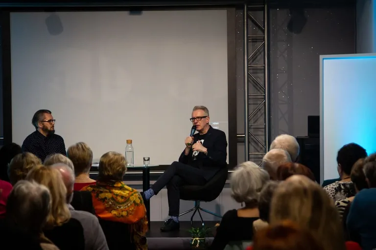 Mariusz Szczygieł spotkał się z ostrowiakami w Starej Elektrowni (zdjęcia)