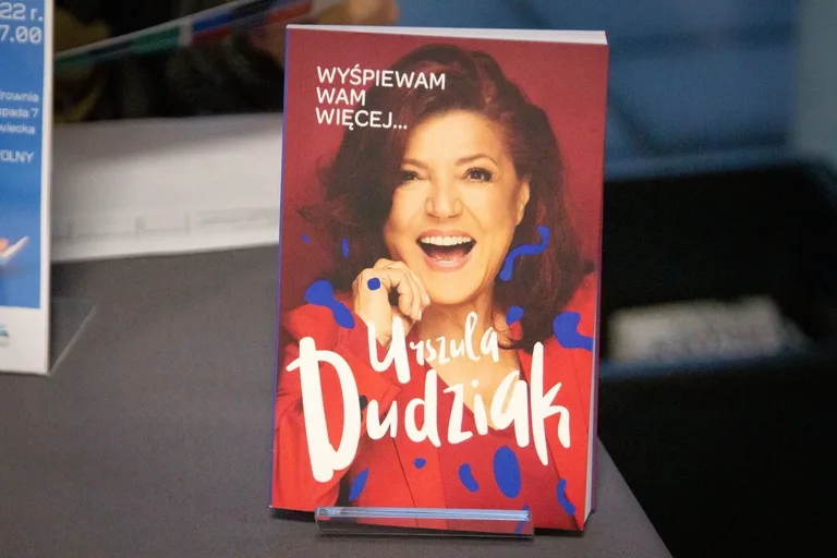 "Wyśpiewam Wam wszystko" - Power speech z Urszulą Dudziak w Starej Elektrowni! (zdjęcia)
