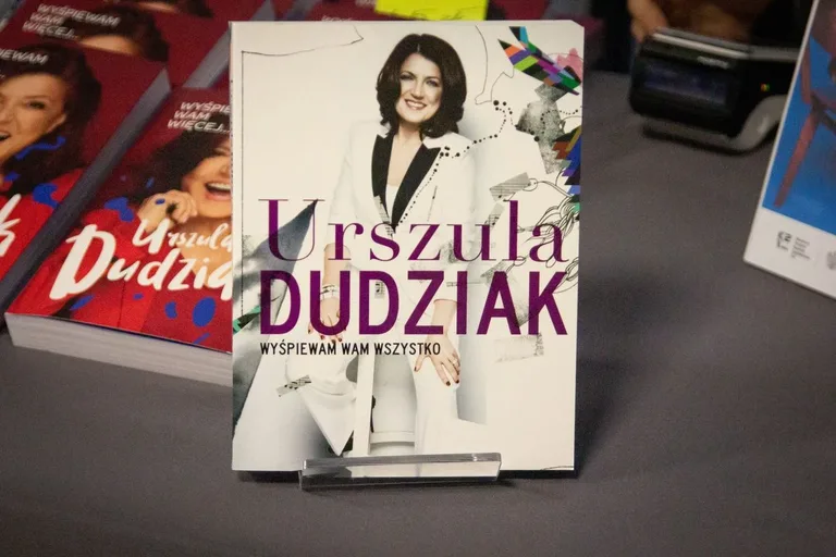 "Wyśpiewam Wam wszystko" - Power speech z Urszulą Dudziak w Starej Elektrowni! (zdjęcia)