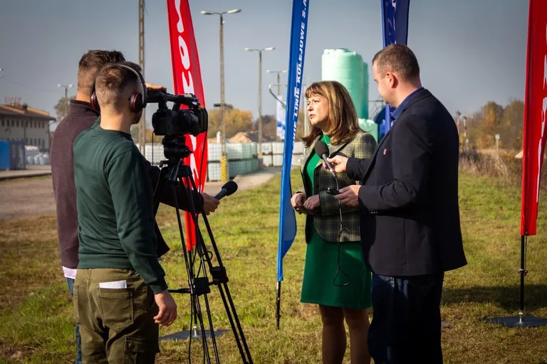 Mieszkańcy Ostrowi Mazowieckiej znów będą mogli pojechać pociągiem (zdjęcia, wideo)