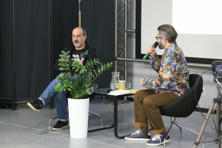 2. Ostrowski Festiwal Literacki pn. "Podróż do świata literatury" cieszył się dużym zainteresowaniem! (zdjęcia)