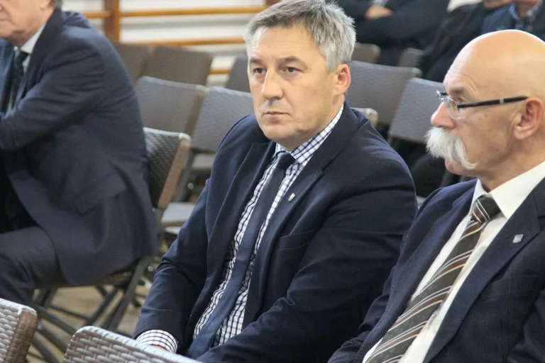 Minister Rolnictwa i Rozwoju Wsi Henryk Kowalczyk zawiedziony frekwencją na spotkaniu w Starym Lubiejewie (zdjęcia, wideo)