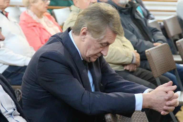 Minister Rolnictwa i Rozwoju Wsi Henryk Kowalczyk zawiedziony frekwencją na spotkaniu w Starym Lubiejewie (zdjęcia, wideo)