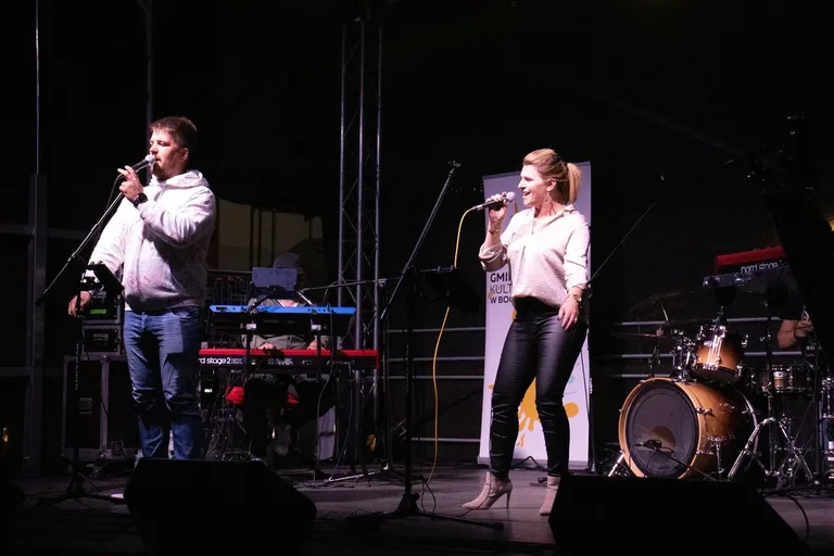 Kapela Eli, Side off Band oraz zespół Topky pożegnali lato w Bogutach-Piankach! (zdjęcia, wideo)