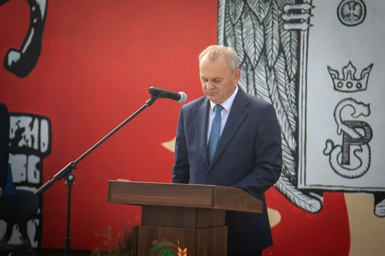 Rozpoczęcie roku szkolnego w ZSCKR w Starym Lubiejewie (zdjęcia) 