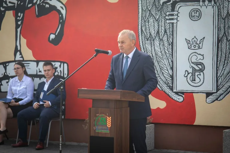 Rozpoczęcie roku szkolnego w ZSCKR w Starym Lubiejewie (zdjęcia) 