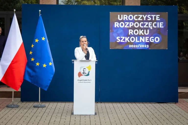 Uczniowie "Rubinka" powrócili do szkoły po wakacyjnej przerwie (zdjęcia)