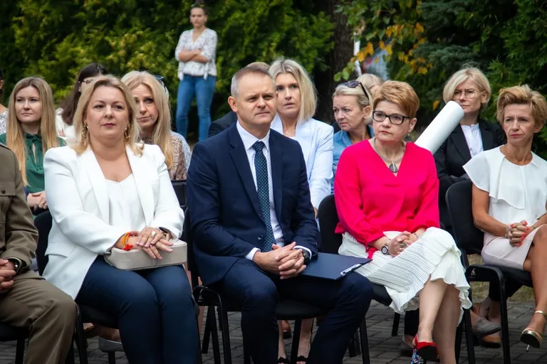 Uczniowie "Rubinka" powrócili do szkoły po wakacyjnej przerwie (zdjęcia) 