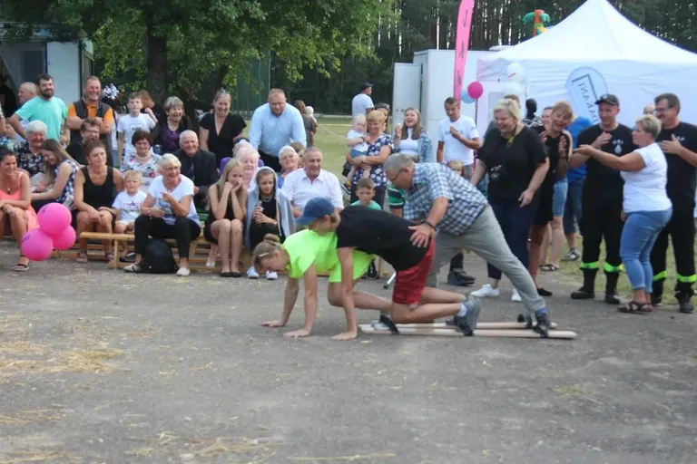 "Turniej Sołectw" podczas V Szulborskiego Święta Plonów! (zdjęcia, wideo)