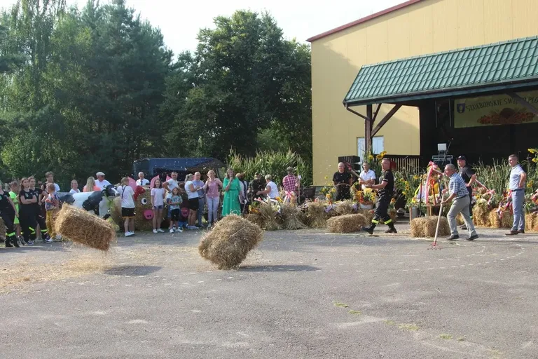 "Turniej Sołectw" podczas V Szulborskiego Święta Plonów! (zdjęcia, wideo)
