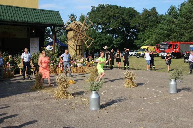"Turniej Sołectw" podczas V Szulborskiego Święta Plonów! (zdjęcia, wideo)
